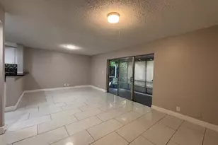 5844 Blueberry Ct, Lauderhill, FL 33313 - Photo 9