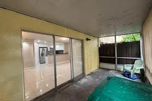 5844 Blueberry Ct, Lauderhill, FL 33313 - Photo 27