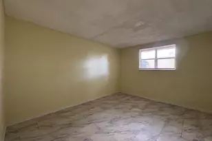5844 Blueberry Ct, Lauderhill, FL 33313 - Photo 23