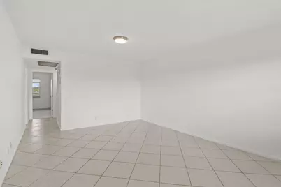 124 Preston C, Boca Raton, FL 33434 - Photo 5