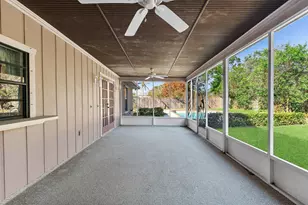 102 SE Crosspoint Dr, Port Saint Lucie, FL 34983 - Photo 23