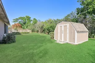 102 SE Crosspoint Dr, Port Saint Lucie, FL 34983 - Photo 21