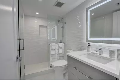 7847 Lakeside Boulevard #1063, Boca Raton, FL 33434 - Photo 13