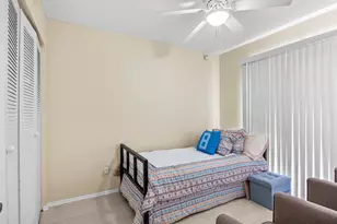 10552 Bobbie Ln, Royal Palm Beach, FL 33411 - Photo 9