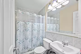 10552 Bobbie Ln, Royal Palm Beach, FL 33411 - Photo 5