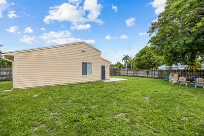 10552 Bobbie Lane, Royal Palm Beach, FL 33411 - Photo 23