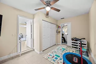 10552 Bobbie Ln, Royal Palm Beach, FL 33411 - Photo 19