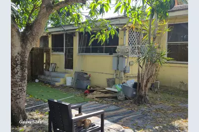 606 S Pine Street, Lake Worth, FL 33460 - Photo 11