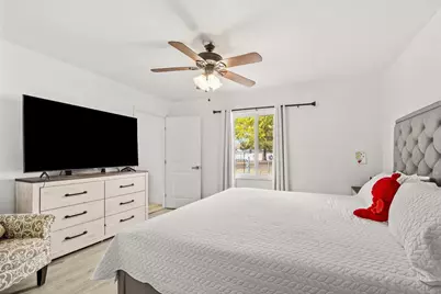 301 NW Prima Vista Boulevard, Port Saint Lucie, FL 34983 - Photo 17