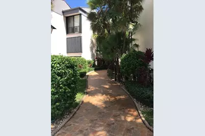 1640 Twelve Oaks Way #101, North Palm Beach, FL 33408 - Photo 3