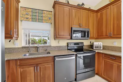 11549 Lawton Road, Boynton Beach, FL 33437 - Photo 9