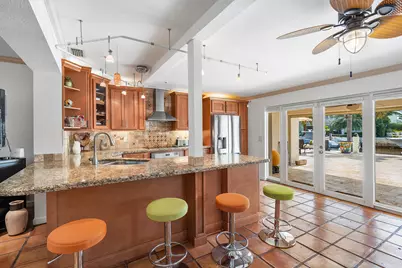 2330 NE 48th Street NE, Lighthouse Point, FL 33064 - Photo 13