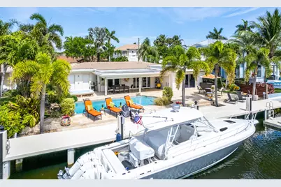 2330 NE 48th Street NE, Lighthouse Point, FL 33064 - Photo 1