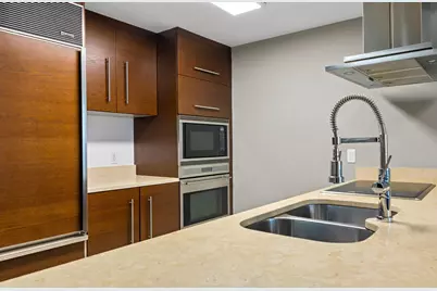 485 Brickell Avenue #2506, Miami, FL 33131 - Photo 5