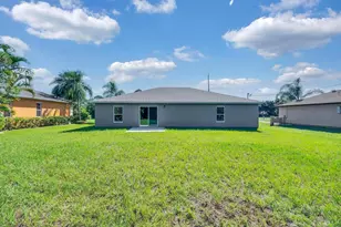574 NW Bayshore Blvd, Port Saint Lucie, FL 34983 - Photo 39