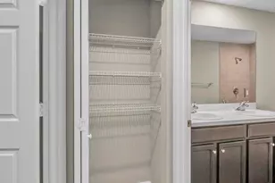 574 NW Bayshore Blvd, Port Saint Lucie, FL 34983 - Photo 25