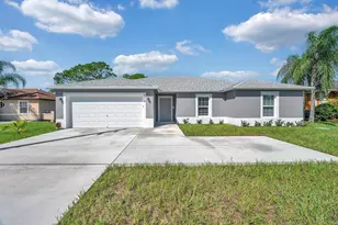 574 NW Bayshore Blvd, Port Saint Lucie, FL 34983 - Photo 1