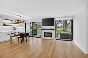 3207 Bridgewood Dr, Boca Raton, FL 33434 - Photo 9