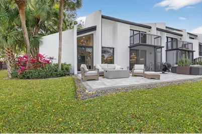 3207 Bridgewood Drive, Boca Raton, FL 33434 - Photo 17