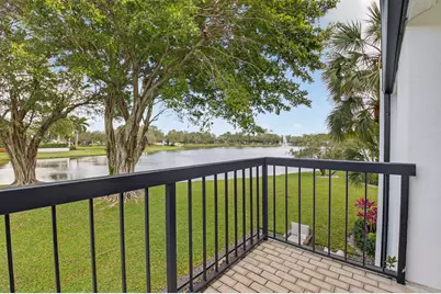 3207 Bridgewood Drive, Boca Raton, FL 33434 - Photo 21