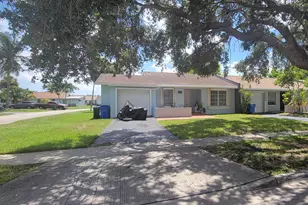 5550 Lakewood Circle, Margate, FL 33063 - Photo 1