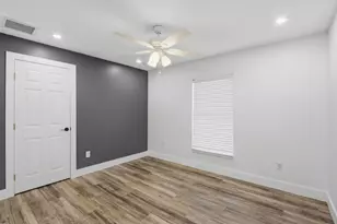 1818 SW Notre Dame Ave, Port Saint Lucie, FL 34953 - Photo 23