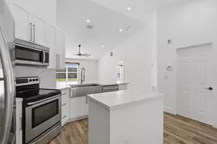 1818 SW Notre Dame Ave, Port Saint Lucie, FL 34953 - Photo 5