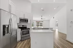 1818 SW Notre Dame Ave, Port Saint Lucie, FL 34953 - Photo 15