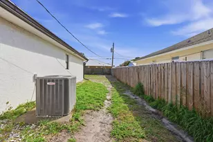 1818 SW Notre Dame Ave, Port Saint Lucie, FL 34953 - Photo 45
