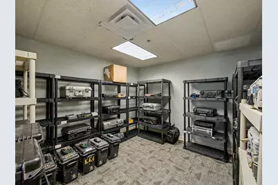 6861 Garden Road, Riviera Beach, FL 33404 - Photo 31