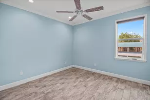 213 NE Sagamore Terrace, Port Saint Lucie, FL 34983 - Photo 21