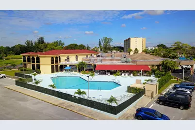 3661 Via Poinciana #410, Lake Worth, FL 33467 - Photo 45