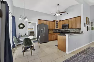 1172 Grandview Cir, Royal Palm Beach, FL 33411 - Photo 9