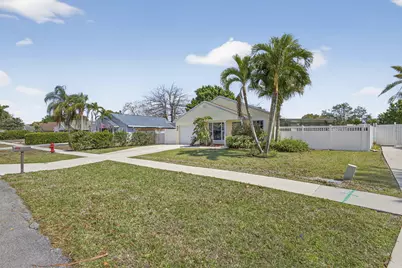 1172 Grandview Circle, Royal Palm Beach, FL 33411 - Photo 3