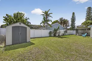 1172 Grandview Cir, Royal Palm Beach, FL 33411 - Photo 25