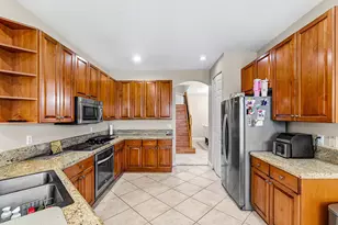 8097 Via Bolzano, Lake Worth, FL 33467 - Photo 11