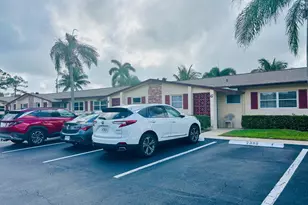 2990 Crosley Dr E, West Palm Beach, FL 33415 - Photo 1