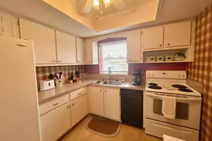 2990 Crosley Dr E, West Palm Beach, FL 33415 - Photo 3