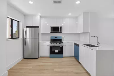 300 W Hidden Valley Boulevard #308, Boca Raton, FL 33487 - Photo 3