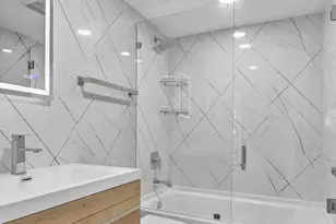 400 W Hidden Valley Blvd, Boca Raton, FL 33487 - Photo 21