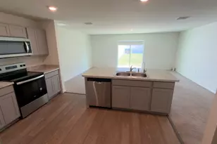 2507 SE Charleston Dr, Port Saint Lucie, FL 34952 - Photo 7