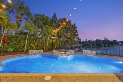 533 Edgebrook Lane, West Palm Beach, FL 33411 - Photo 9