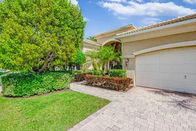 108 Tranquilla Drive, Palm Beach Gardens, FL 33418 - Photo 5