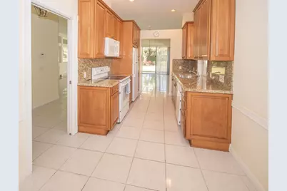 199 E Tall Oaks Circle, Palm Beach Gardens, FL 33410 - Photo 23