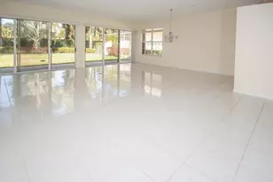 199 E Tall Oaks Cir, Palm Beach Gardens, FL 33410 - Photo 9