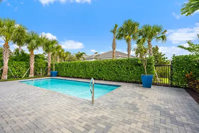 10038 Regency Way, Palm Beach Gardens, FL 33412 - Photo 21