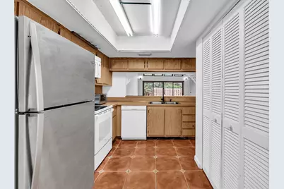 1400 NW 9th Avenue #E-33, Boca Raton, FL 33486 - Photo 11