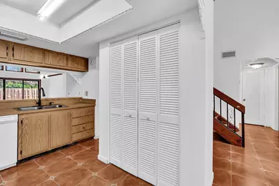 1400 NW 9th Avenue #E-33, Boca Raton, FL 33486 - Photo 13