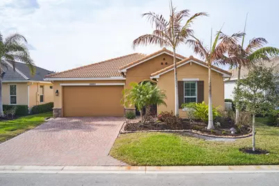 10095 SW Oak Tree Circle, Port Saint Lucie, FL 34987 - Photo 1