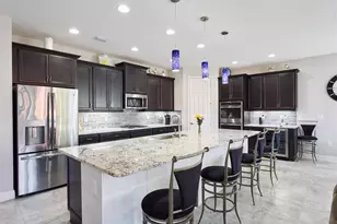 10095 SW Oak Tree Cir, Port Saint Lucie, FL 34987 - Photo 5